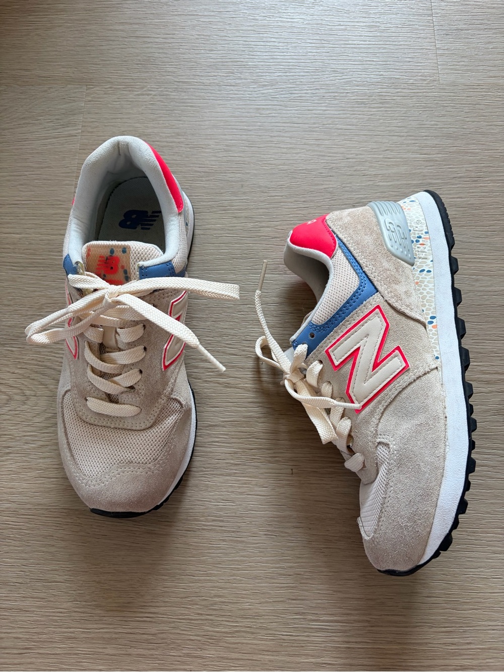 New Balance 574 Raw Silk Vivid Coral Sneakers Womens Size 6.5
